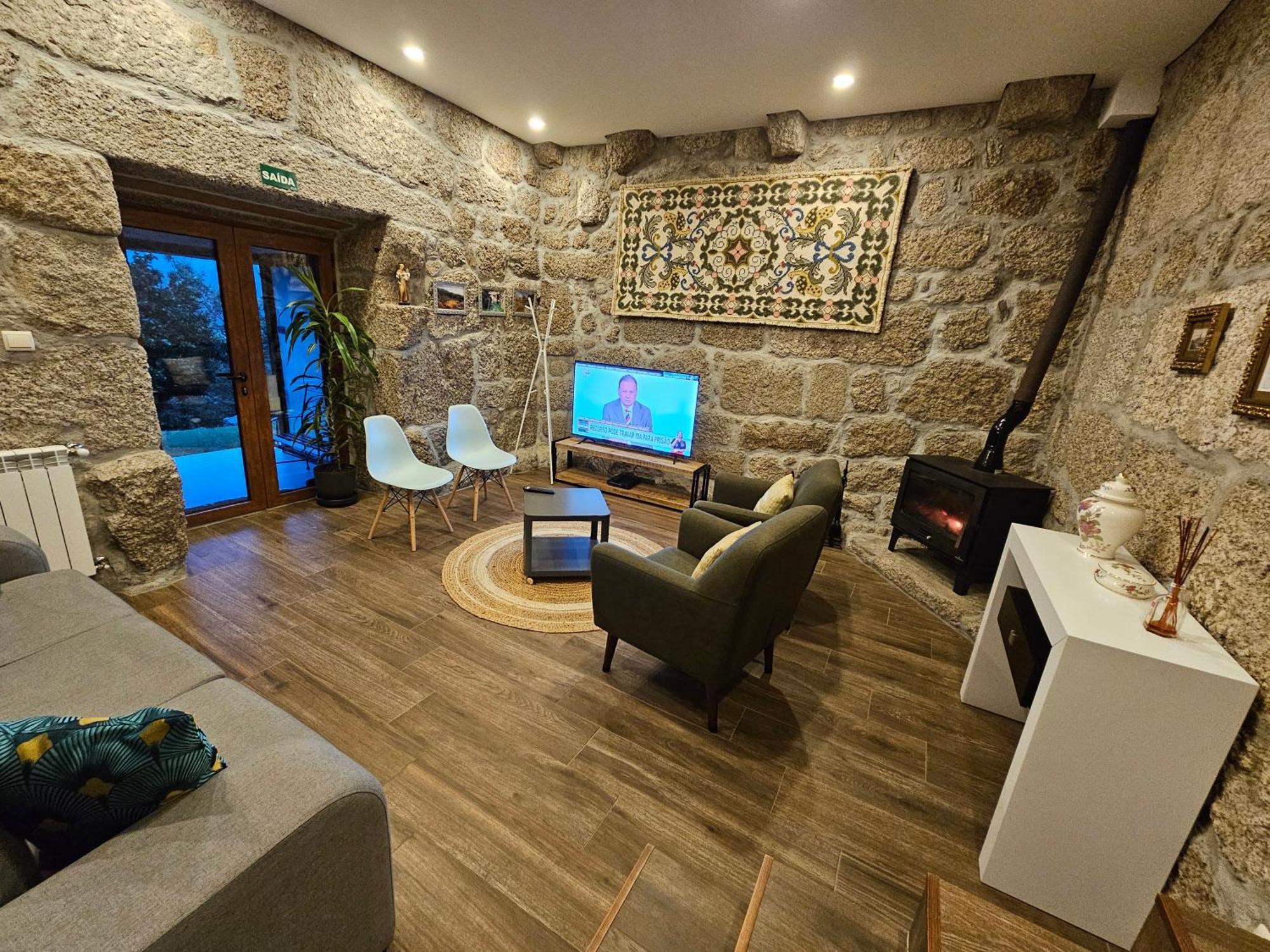 Quinta Da Casa Dos Santos - Inside Geres旅馆 外观 照片