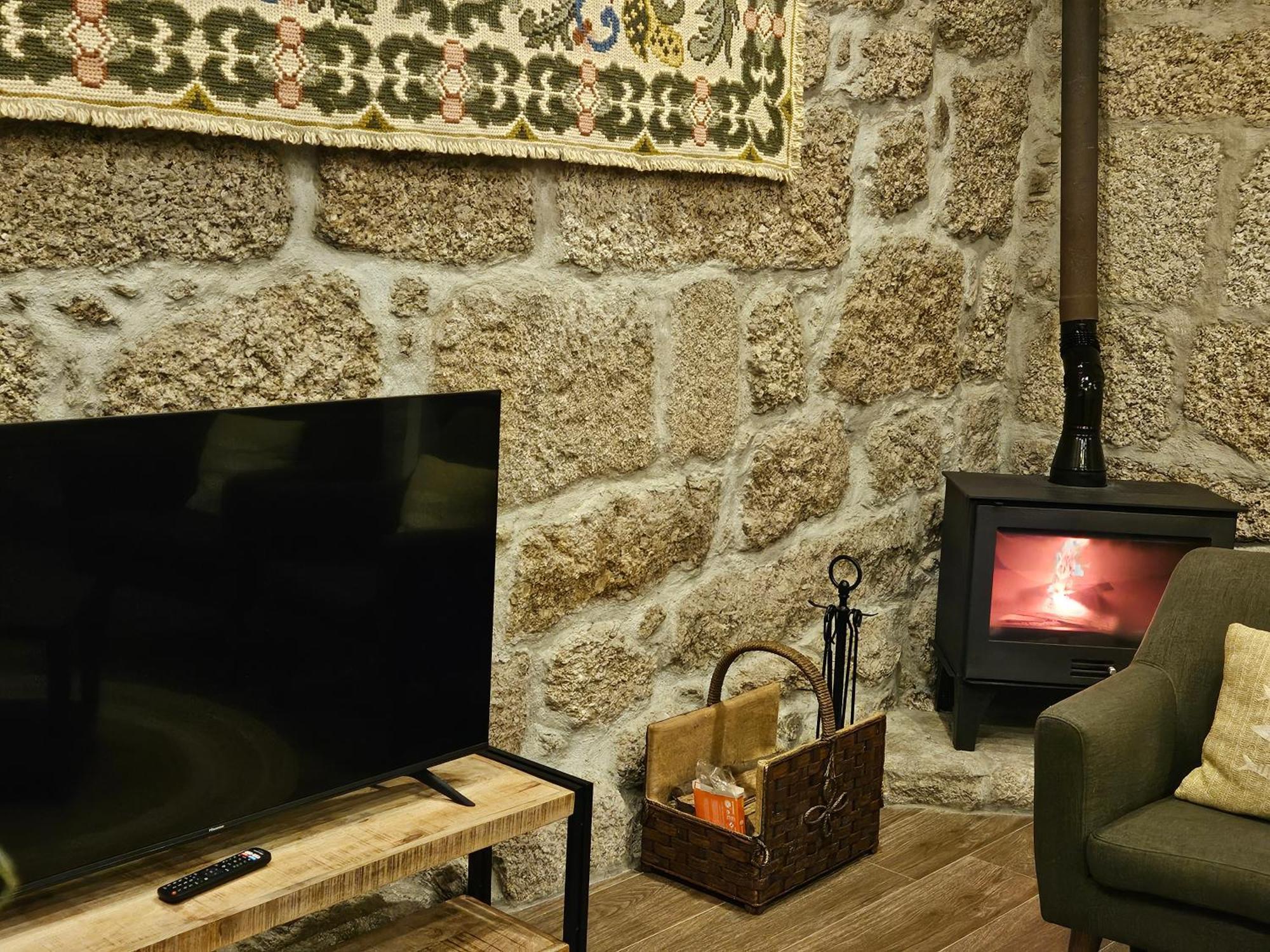 Quinta Da Casa Dos Santos - Inside Geres旅馆 外观 照片